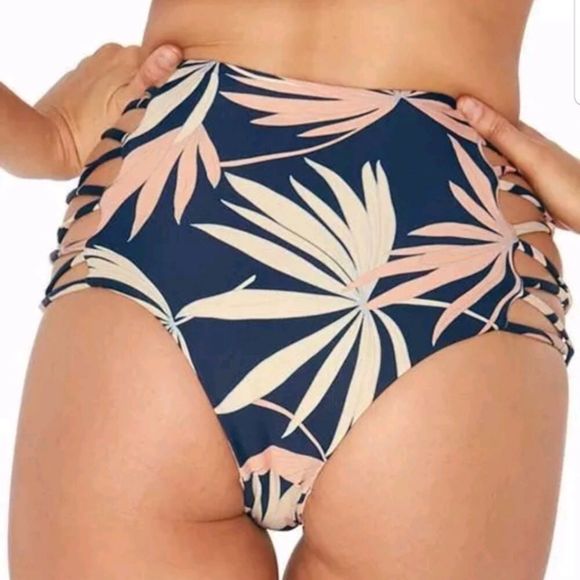 L* SPACE Polynesian Palm Bikini Bottom  size S - Picture 2 of 6